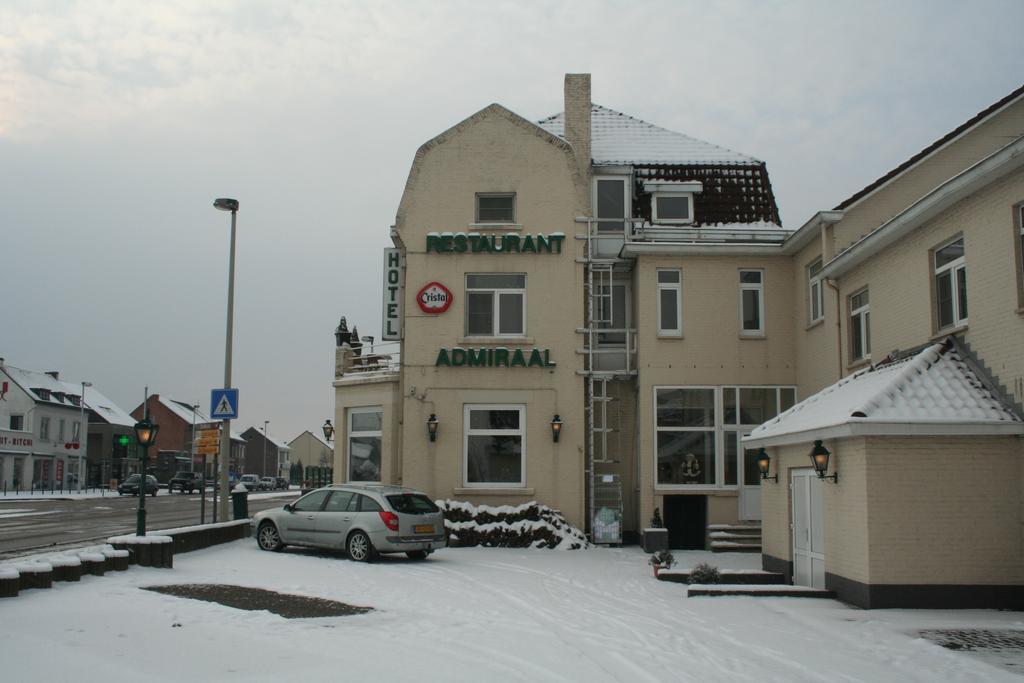 Hotel Admiraal Lanaken Exterior foto