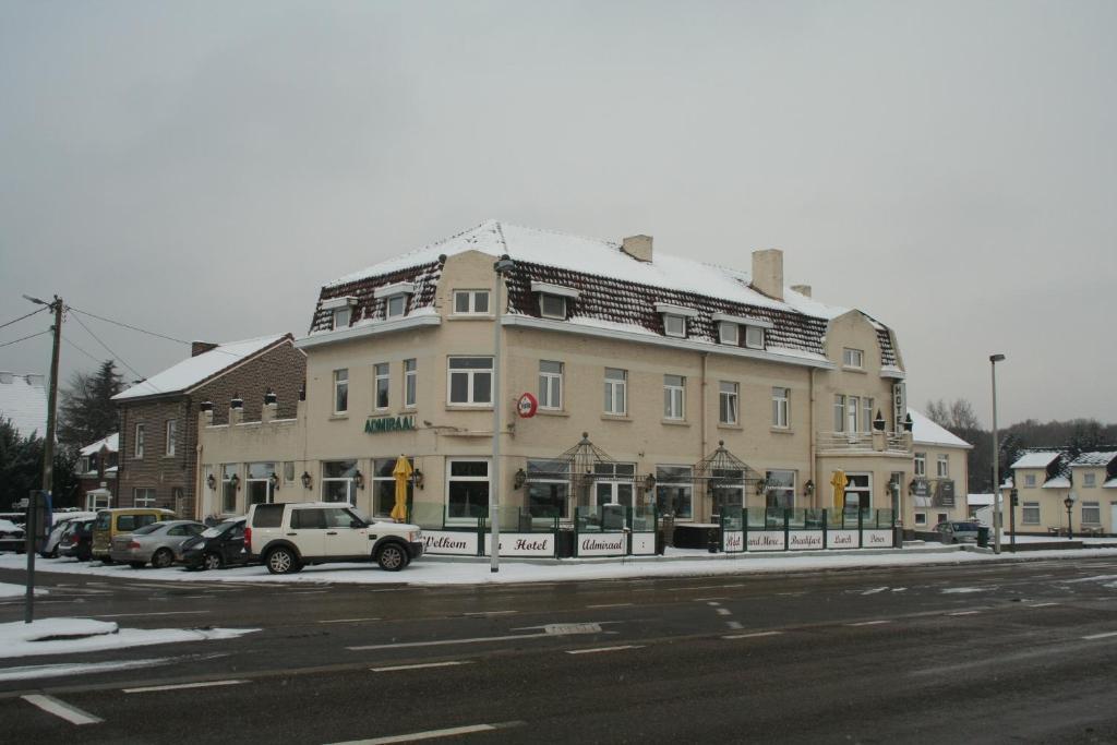 Hotel Admiraal Lanaken Exterior foto